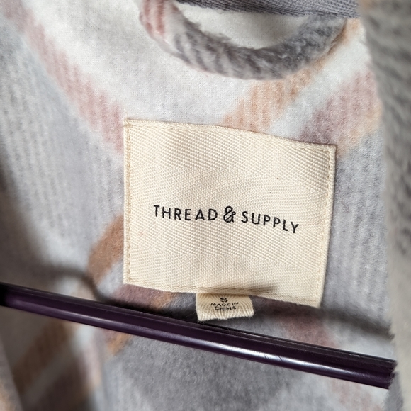 Thread & Supply Shacket - Picture 4 of 5